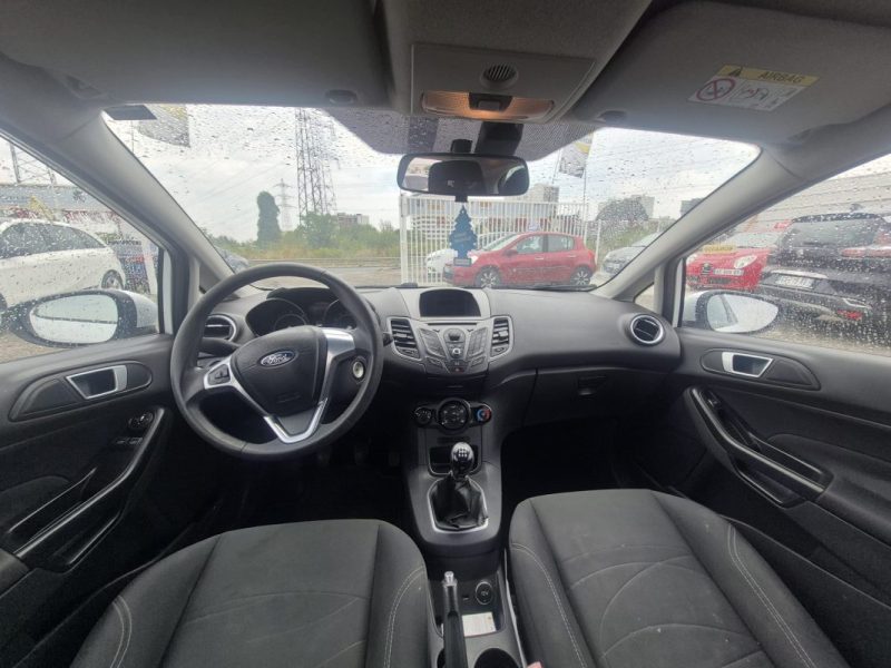 FORD Fiesta - VI Phase  5 portes 1.5  TDCI  75 cv