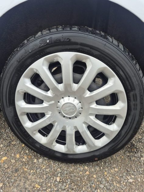 FORD Fiesta - VI Phase  5 portes 1.5  TDCI  75 cv