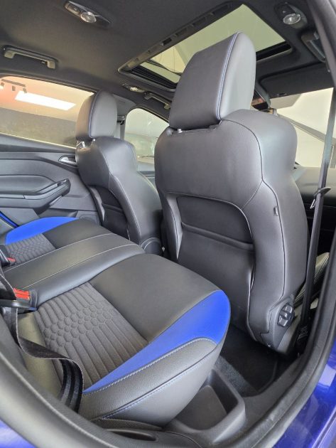 Ford Focus ST 2.0 Ecoboost 250ch MK3 avec toit ouvrant (très rare) Garantie 12 Mois