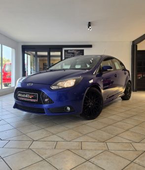 Ford Focus ST 2.0 Ecoboost 250ch MK3 avec toit ouvrant (très rare) Garantie 12 Mois