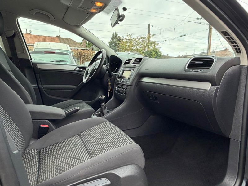 VOLKSWAGEN GOLF 1.6 TDI 105 TRENDLINE BLUEMOTION 99G 2011