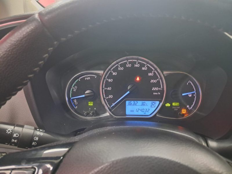 TOYOTA YARIS 100cv FRANCE BUSINESS/1 ERE MAIN/TVA RECUPERABLE