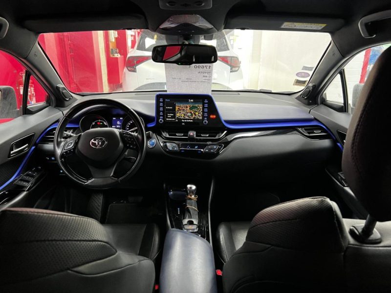 TOYOTA C-HR SUV PHASE 2 HYBRIDE 122cv GRAPHIC PREMIUM + CUIR/1 ERE MAIN/TVA RECUPERABLE
