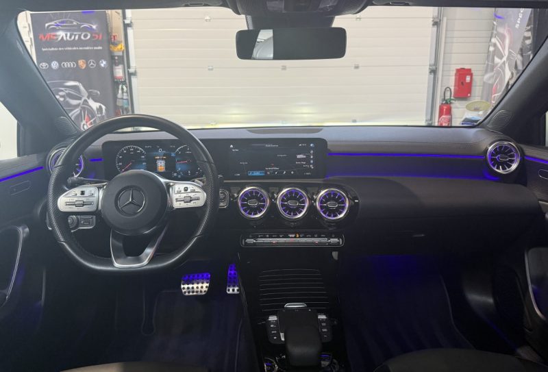MERCEDES CLASSE A 180 D AMG line TOIT OUVRANT 