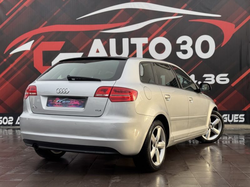 AUDI A3 TDI 105 ATTRACTION S TRONIC 2011