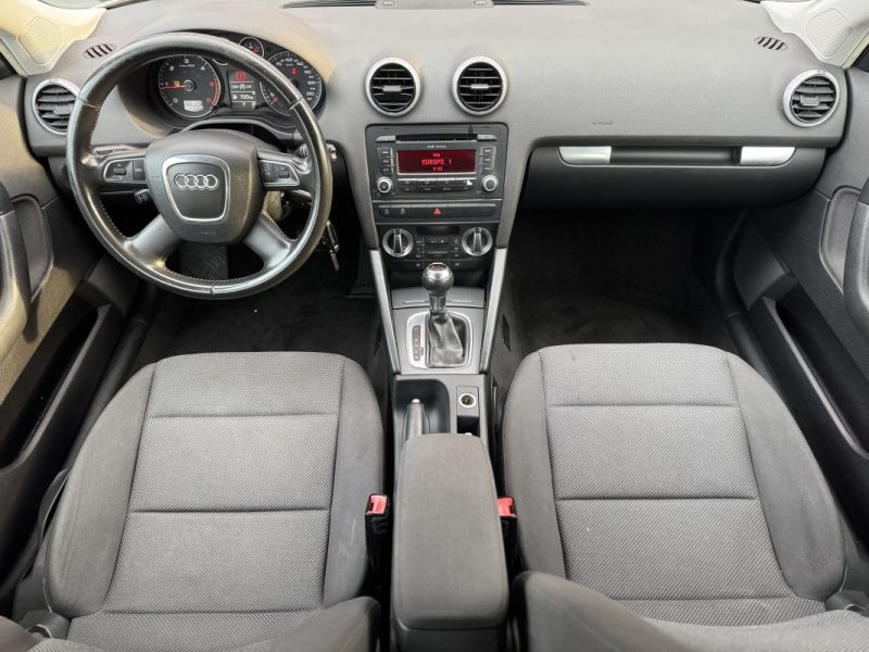 AUDI A3 TDI 105 ATTRACTION S TRONIC 2011