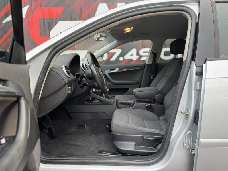 AUDI A3 TDI 105 ATTRACTION S TRONIC 2011
