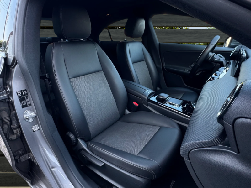 MERCEDES BENZ CLA 180 D PACK BUSINESS LINE G7 99000Km 1er MAIN GPS/CLIM/CUIR/LED
