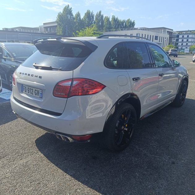 PORSCHE CAYENNE 4.2D V8 382 S TIPTRONIC S 2013