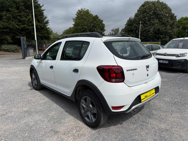 DACIA SANDER0 STEPAWAY 1L5 DCI 90 CHX 