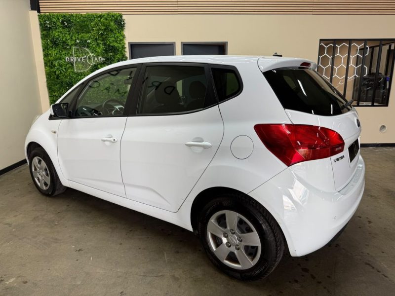 KIA VENGA 1.6 ACTIVE 16V 125CV 2013
