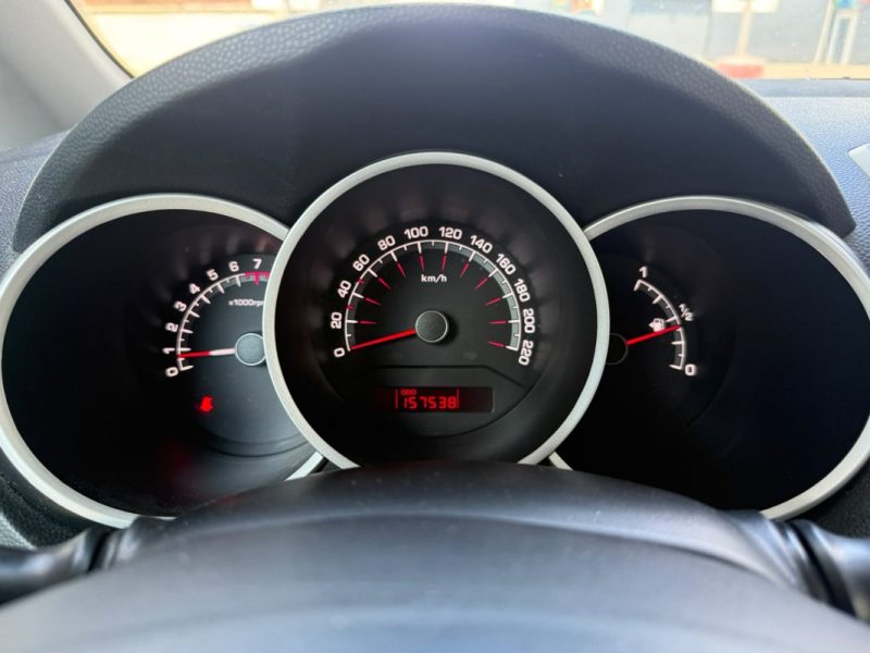 KIA VENGA 1.6 ACTIVE 16V 125CV 2013
