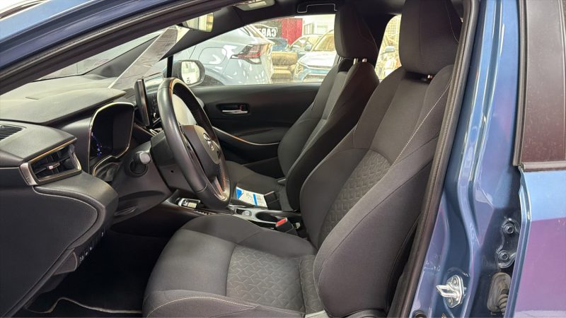 TOYOTA COROLLA BERLINE HYBRIDE 1.8 DYNAMIC BUSINESS 122cv/1 ERE MAIN/TVA RECUPERABLE