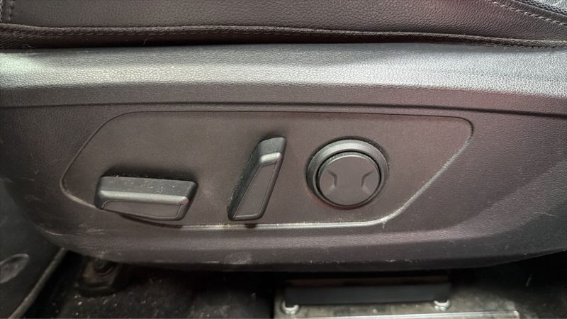 HYUNDAI TUCSON 1.6 HYBRIDE ESSENCE HEV 230cv EXECUTIVE/1 ERE MAIN/TVA RECUPERABLE