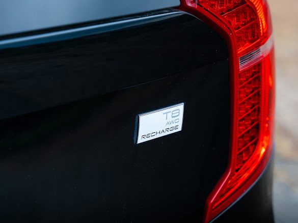 VOLVO XC90 T8 AWD INSCRIPTION BUSINESS PH2 