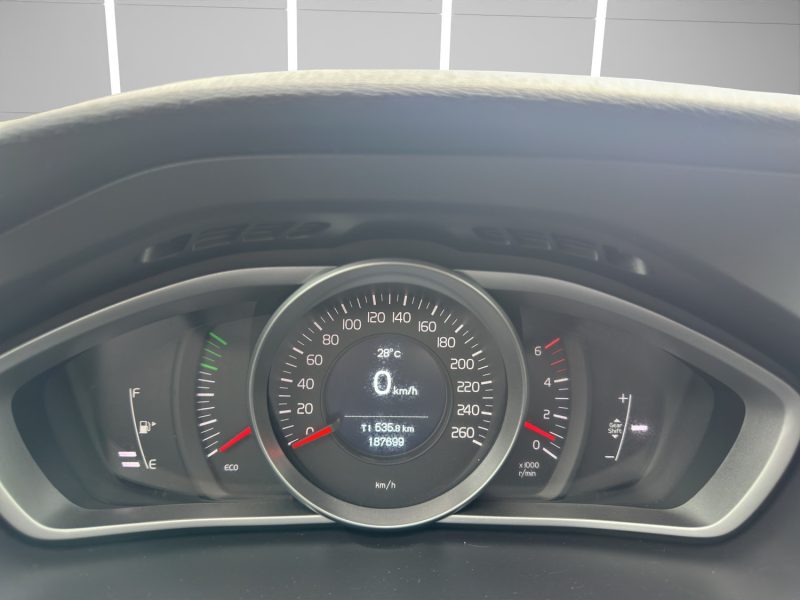 VOLVO V40 2.0L D 120CH.