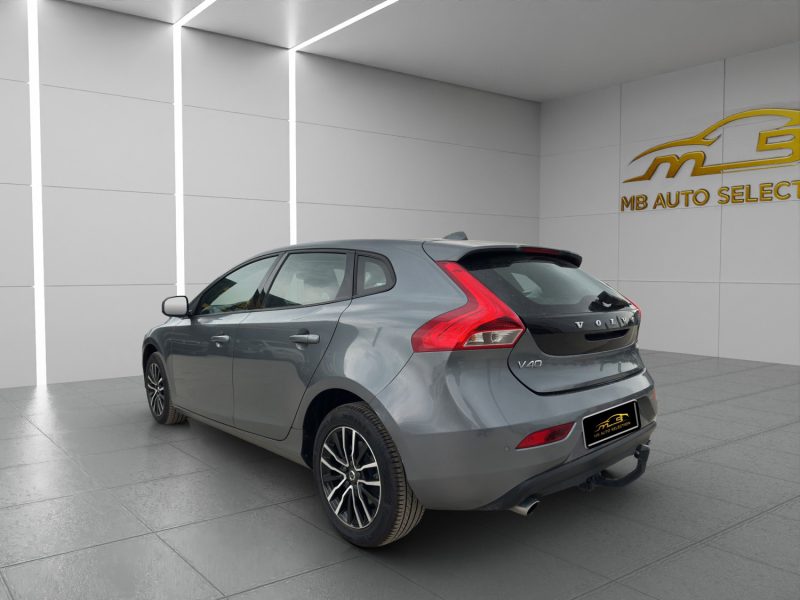 VOLVO V40 2.0L D 120CH.