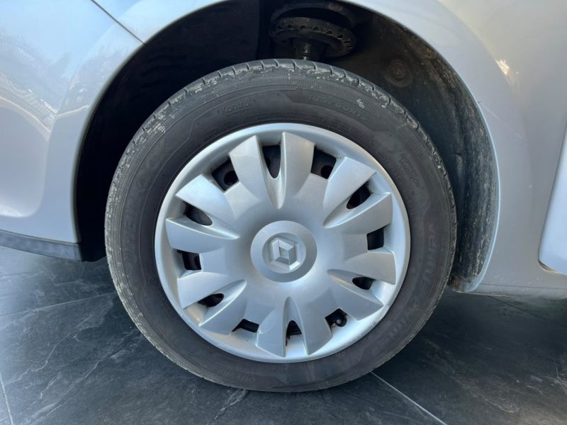 🚗 RENAULT CLIO III 1.5 DCI 85ch ⚙️ 🕹️ Boîte automatique