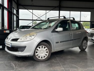 🚗 RENAULT CLIO III 1.5 DCI 85ch ⚙️ 🕹️ Boîte automatique