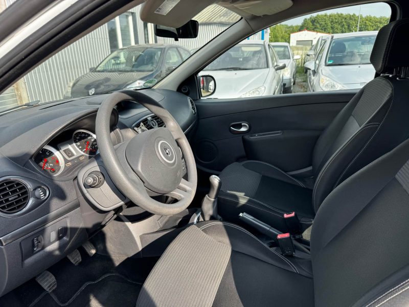 RENAULT CLIO 1.2 75CH 2014