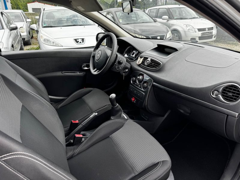 RENAULT CLIO 1.2 75CH 2014