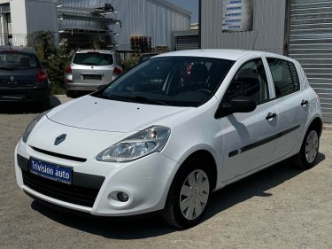 RENAULT CLIO 1.2 75CH 2009