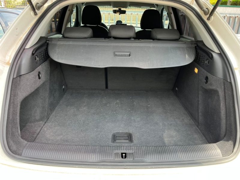 AUDI Q3 Attraction 120 ch Phase 2 2.0 TDI Radar de recul