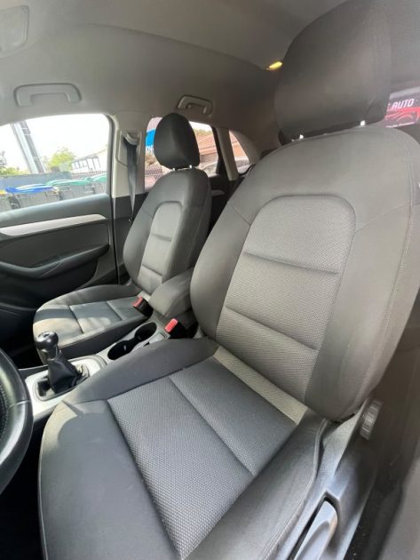 AUDI Q3 Attraction 120 ch Phase 2 2.0 TDI Radar de recul