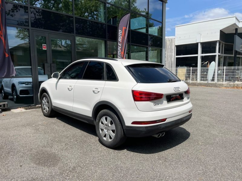 AUDI Q3 Attraction 120 ch Phase 2 2.0 TDI Radar de recul