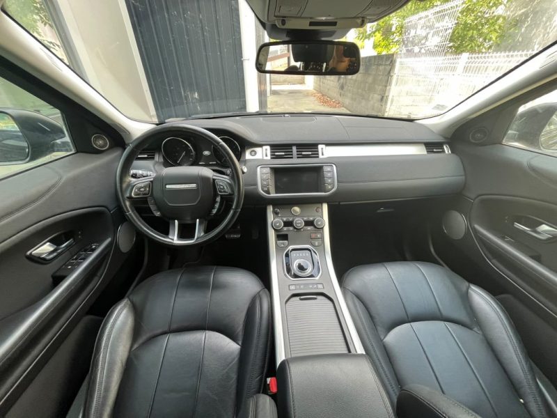 RANGE ROVER Evoque SE Plus 180 ch Phase 2 2.0 TD4 4WD BVA9 Caméra de recul / Volant chauffant 