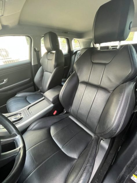 RANGE ROVER Evoque SE Plus 180 ch Phase 2 2.0 TD4 4WD BVA9 Caméra de recul / Volant chauffant 