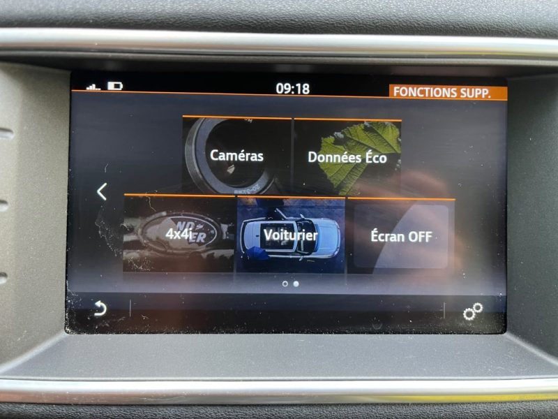 RANGE ROVER Evoque SE Plus 180 ch Phase 2 2.0 TD4 4WD BVA9 Caméra de recul / Volant chauffant 