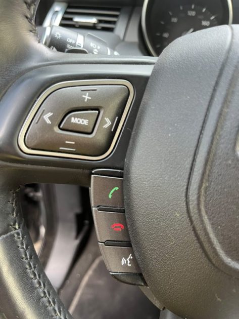 RANGE ROVER Evoque SE Plus 180 ch Phase 2 2.0 TD4 4WD BVA9 Caméra de recul / Volant chauffant 