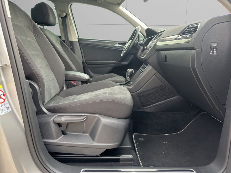 VOLKSWAGEN TIGUAN II 2.0L TDI 150 CV PACK CARAT *BOITE AUTO*.