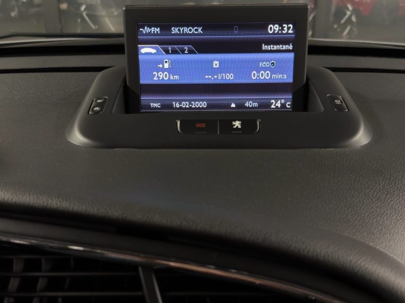 PEUGEOT 3008 1.6 E-HDI 112 Cv ALLURE - BOITE AUTOMATIQUE / ECRAN GPS / 73 600 KMS - GARANTIE 12 MOIS