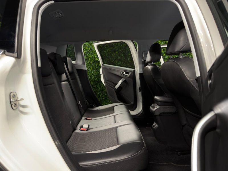 PEUGEOT 2008 1.2 PURE TECH 82 Cv ALLURE - CAMERA / GPS CARPLAY / REGULATEUR - GARANTIE 12 MOIS