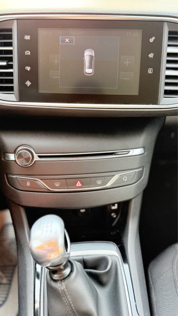 PEUGEOT 308 II 1.6 E-HDI 115 ACTIVE 2014