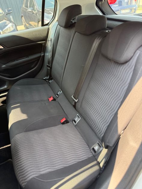 PEUGEOT 308 II 1.6 E-HDI 115 ACTIVE 2014