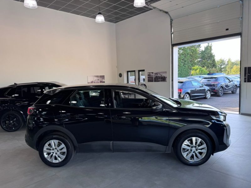 PEUGEOT 3008 II BLUE HDI 130cv EAT8 / PHASE 2 / 2022 / 1ERE MAIN 