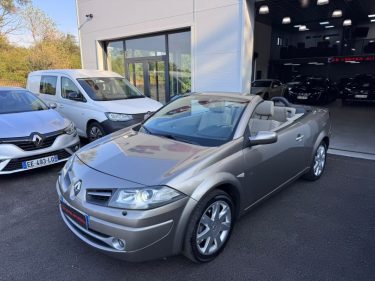 RENAULT MEGANE CC 1.6i 110cv Boite Auto  PHASE 2 / XENON / LUXE PRIVILEGE