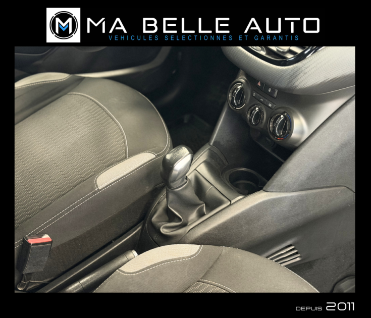 PEUGEOT 208 1.2 PureTech 82 Style – GPS – Radar de recul – Bluetooth