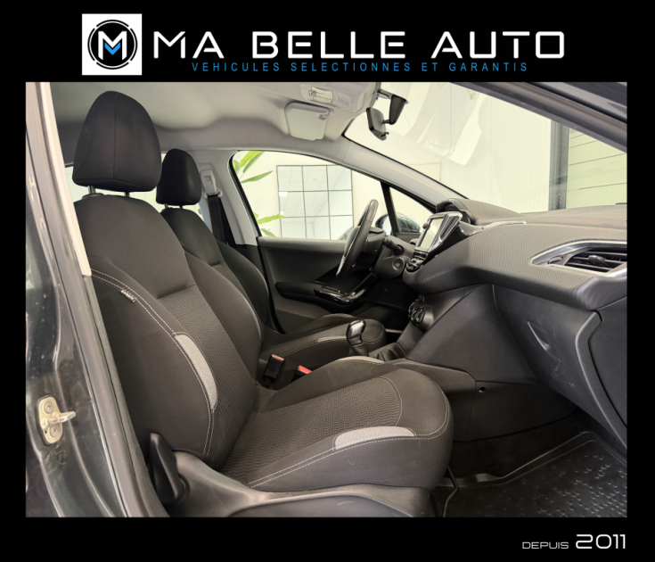 PEUGEOT 208 1.2 PureTech 82 Style – GPS – Radar de recul – Bluetooth