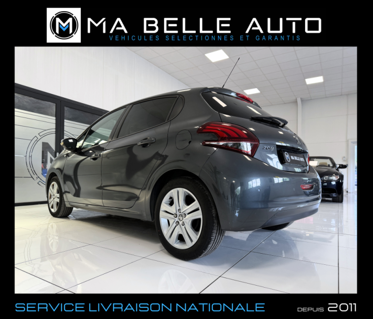 PEUGEOT 208 1.2 PureTech 82 Style – GPS – Radar de recul – Bluetooth