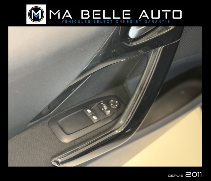 PEUGEOT 208 1.2 PureTech 82 Style – GPS – Radar de recul – Bluetooth