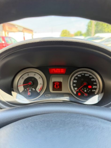RENAULT CLIO III CONFORT DYNAMIQUE 1.4 16V 2007