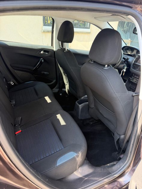 PEUGEOT 208 1.6 E-HDI 92 ACTIVE 2012