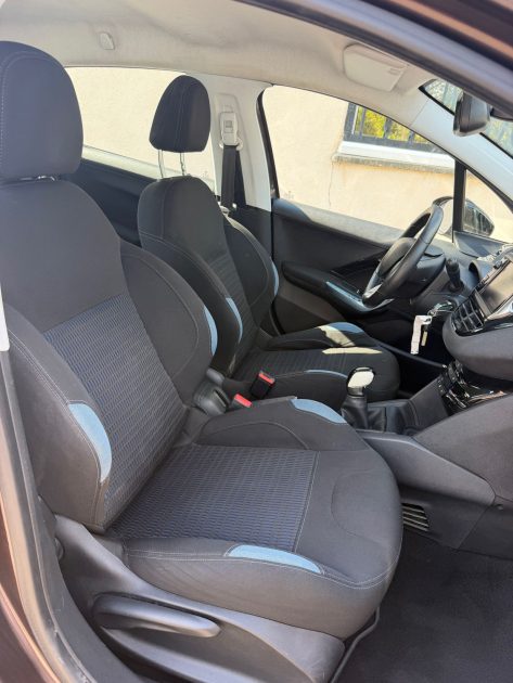 PEUGEOT 208 1.6 E-HDI 92 ACTIVE 2012