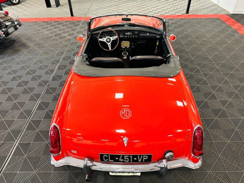 MG   1964