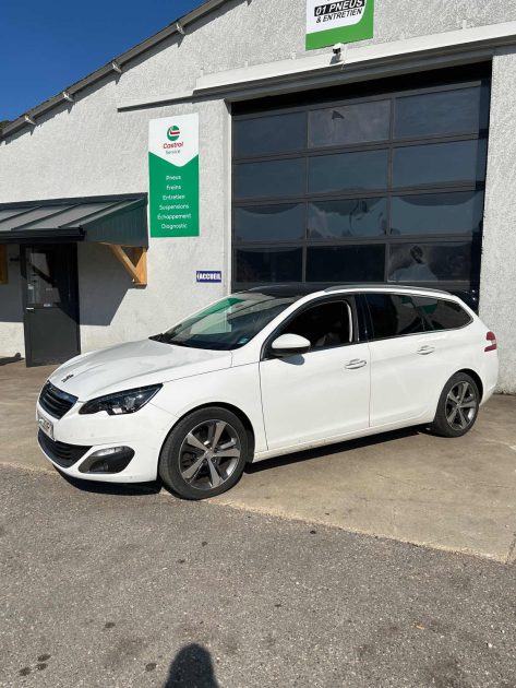 PEUGEOT 308 II SW 2.0 BLUE HDI 150 