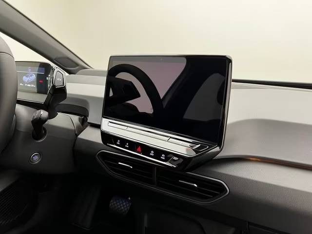 VOLKSWAGEN ID.3 PRO PERFORMANCE – PANO – JANTES 19\" – CAMÉRA – ACC 2023